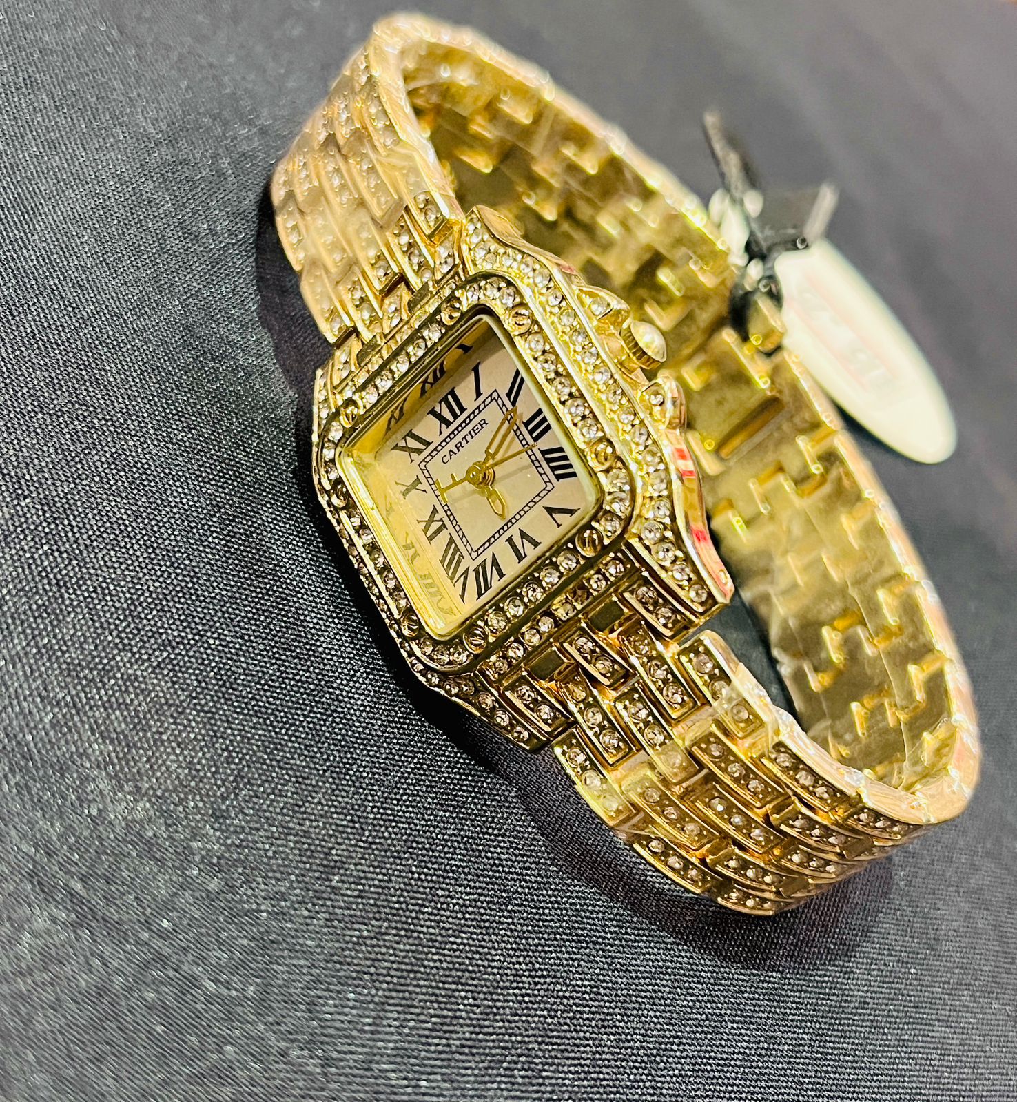 CARTIER PREMIUM WATCH
