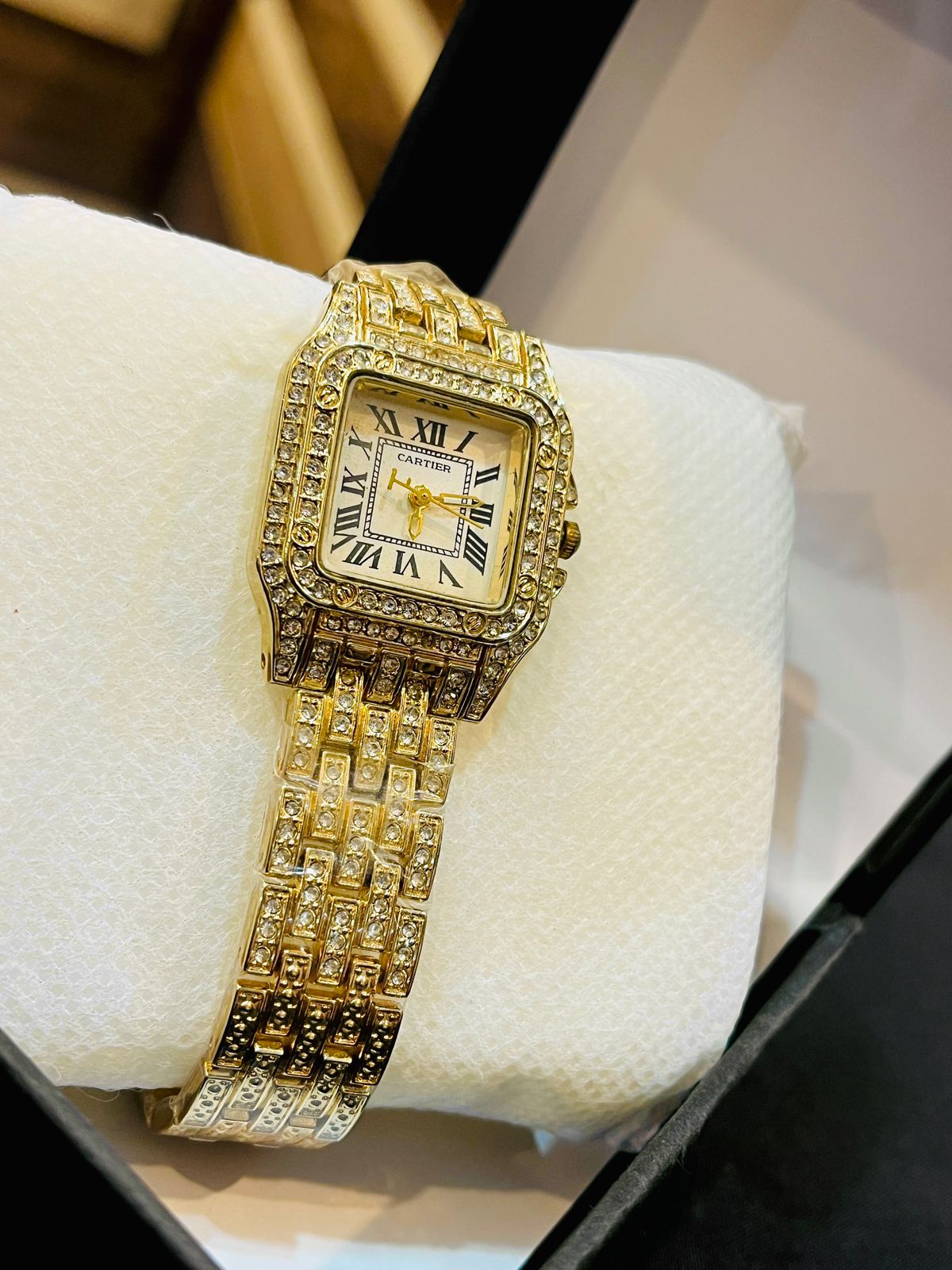CARTIER PREMIUM WATCH